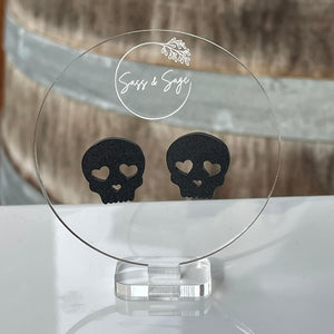 Skull acrylic studs