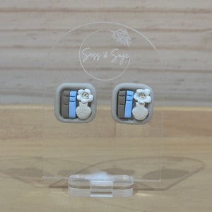 Bookshelf & Vase stud