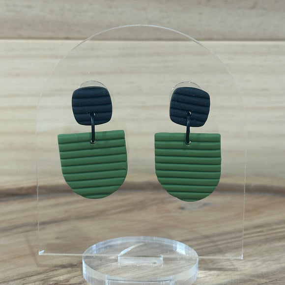 Khaki Reverse Arch Dangles