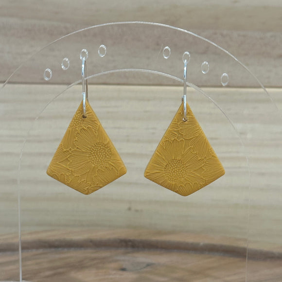 Mustard Diamond Shaped Hooks