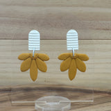 Long Daisy Dangle on Stud