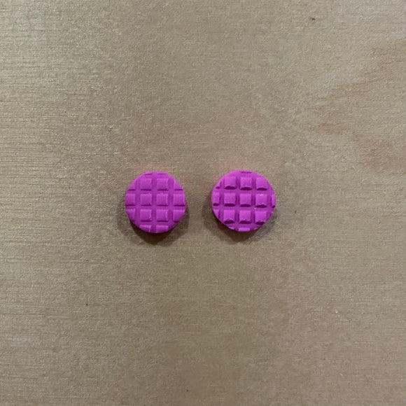 Mini studs - Bright Pink grid