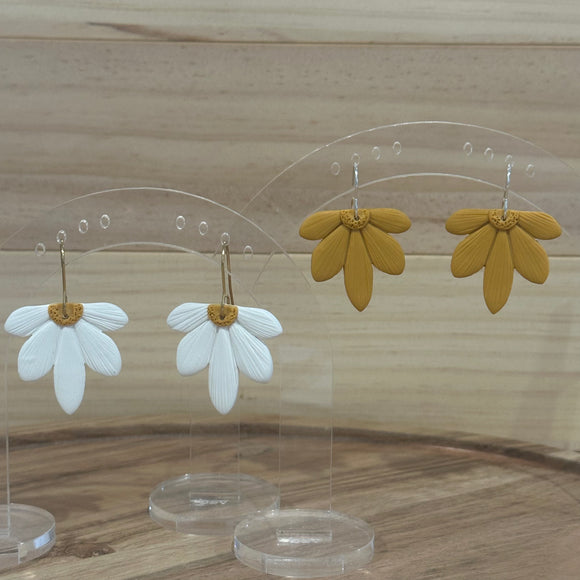 Long Daisy Dangle Hooks