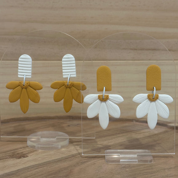 Long Daisy Dangle on Stud
